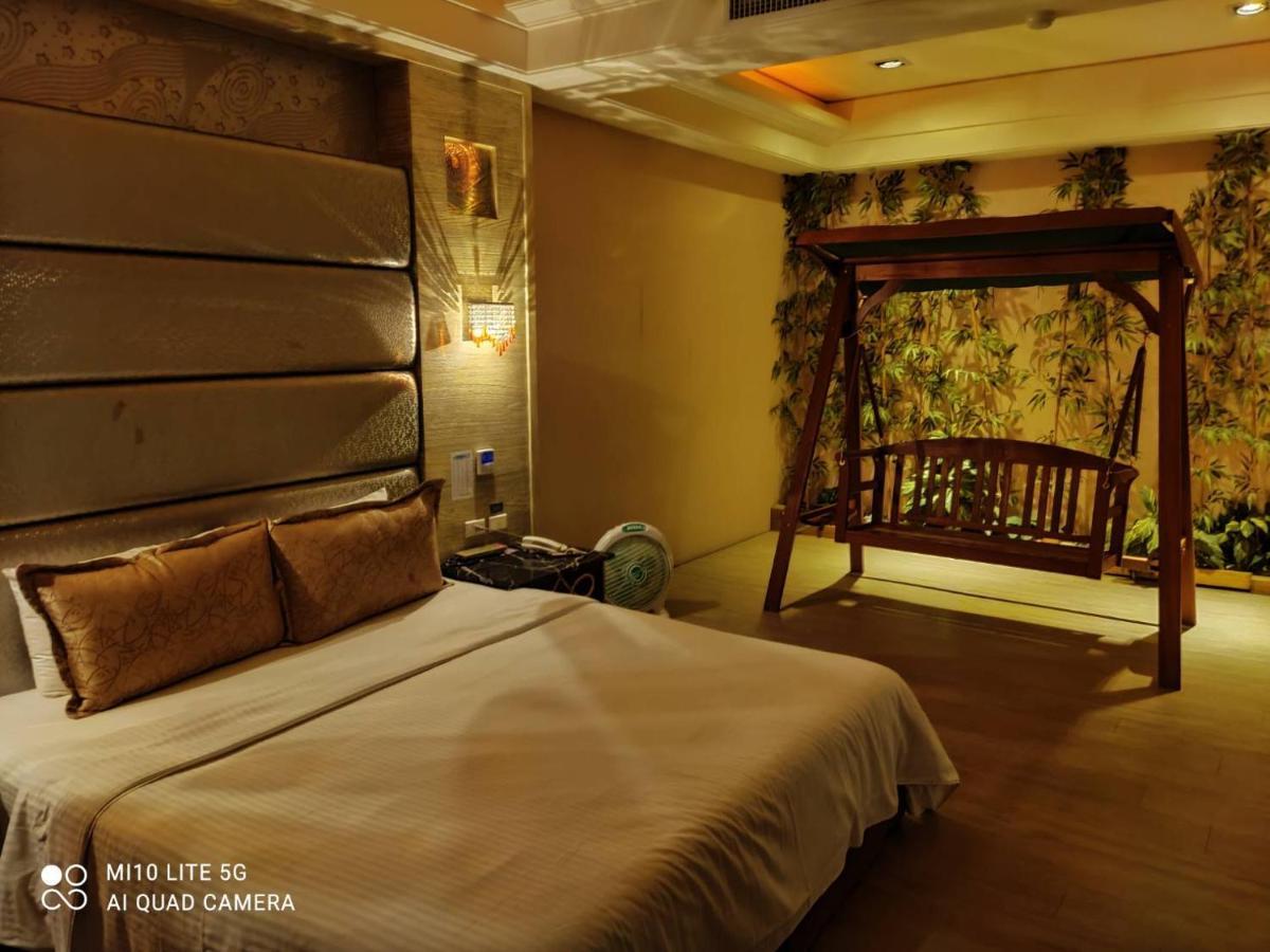 Blue Sky Motel Guishan Εξωτερικό φωτογραφία