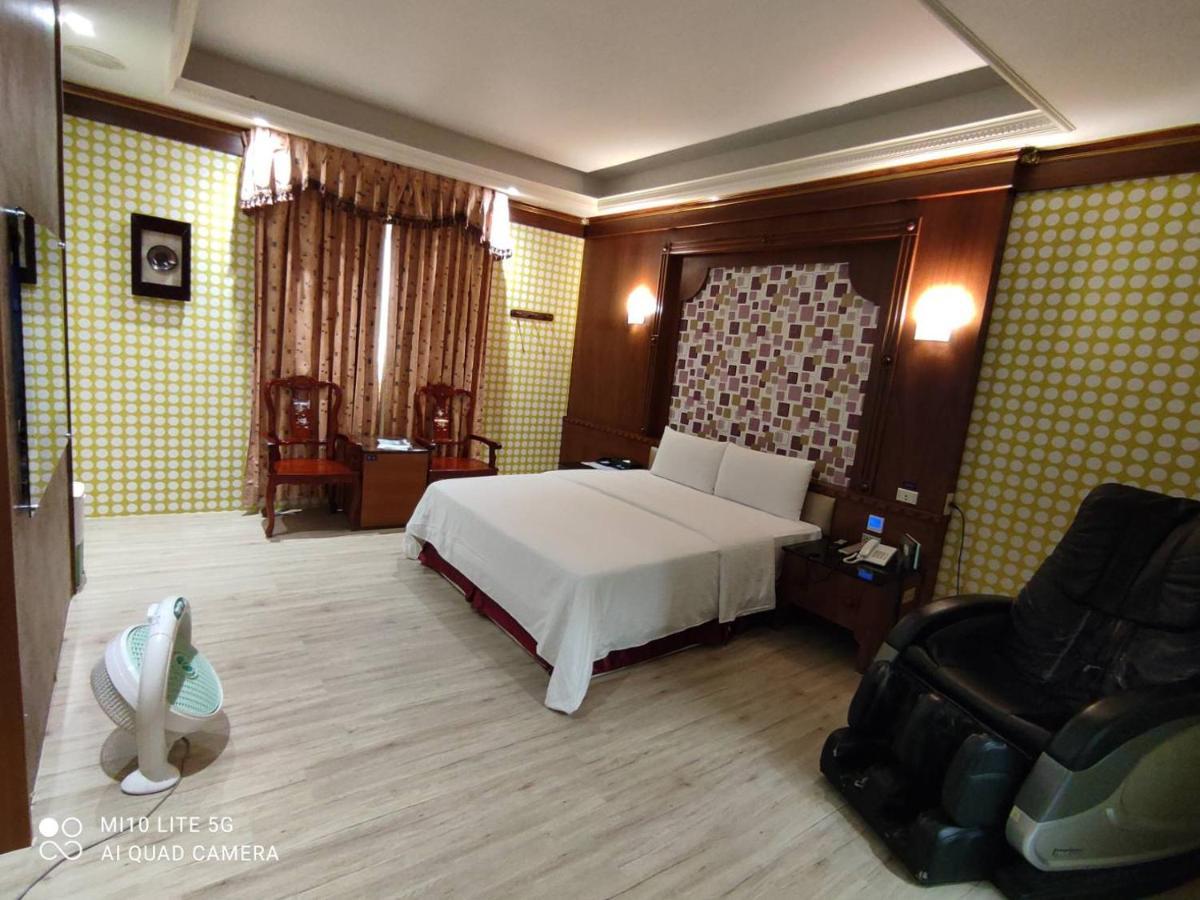 Blue Sky Motel Guishan Εξωτερικό φωτογραφία