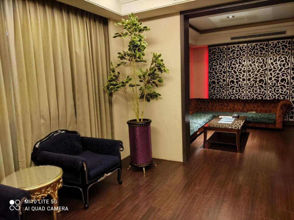 Blue Sky Motel Guishan Εξωτερικό φωτογραφία