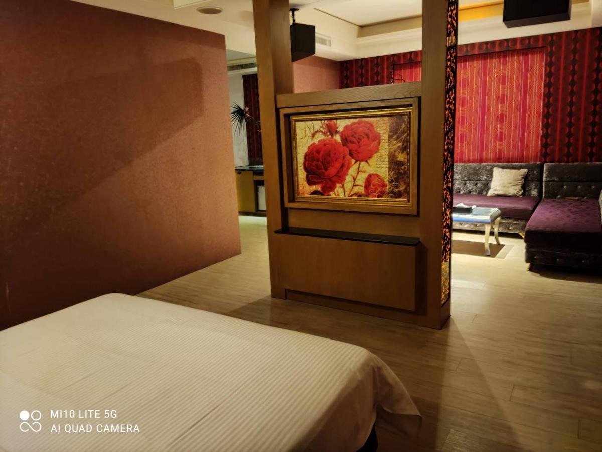 Blue Sky Motel Guishan Εξωτερικό φωτογραφία