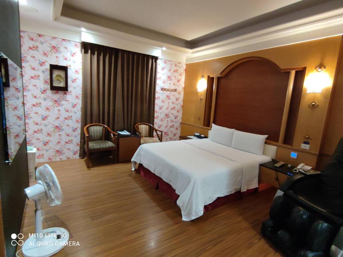 Blue Sky Motel Guishan Εξωτερικό φωτογραφία