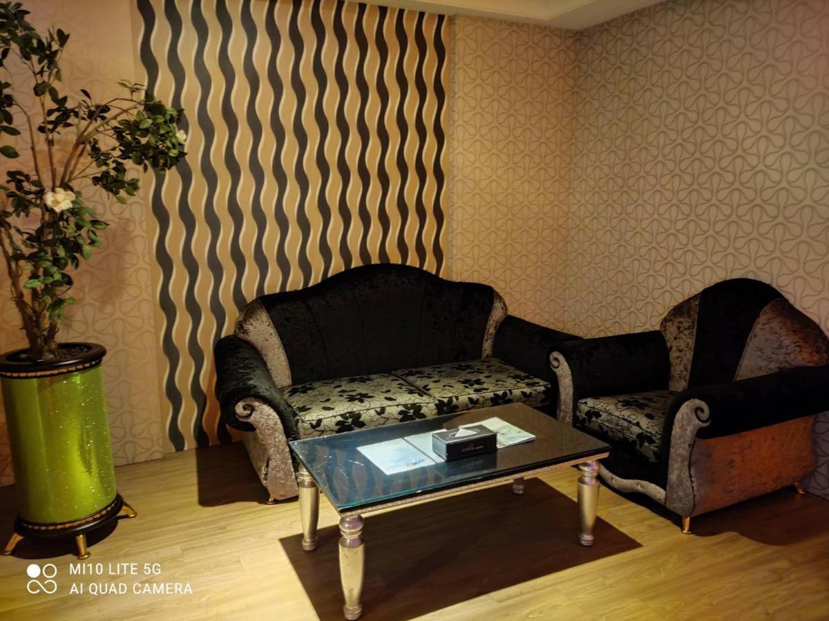Blue Sky Motel Guishan Εξωτερικό φωτογραφία